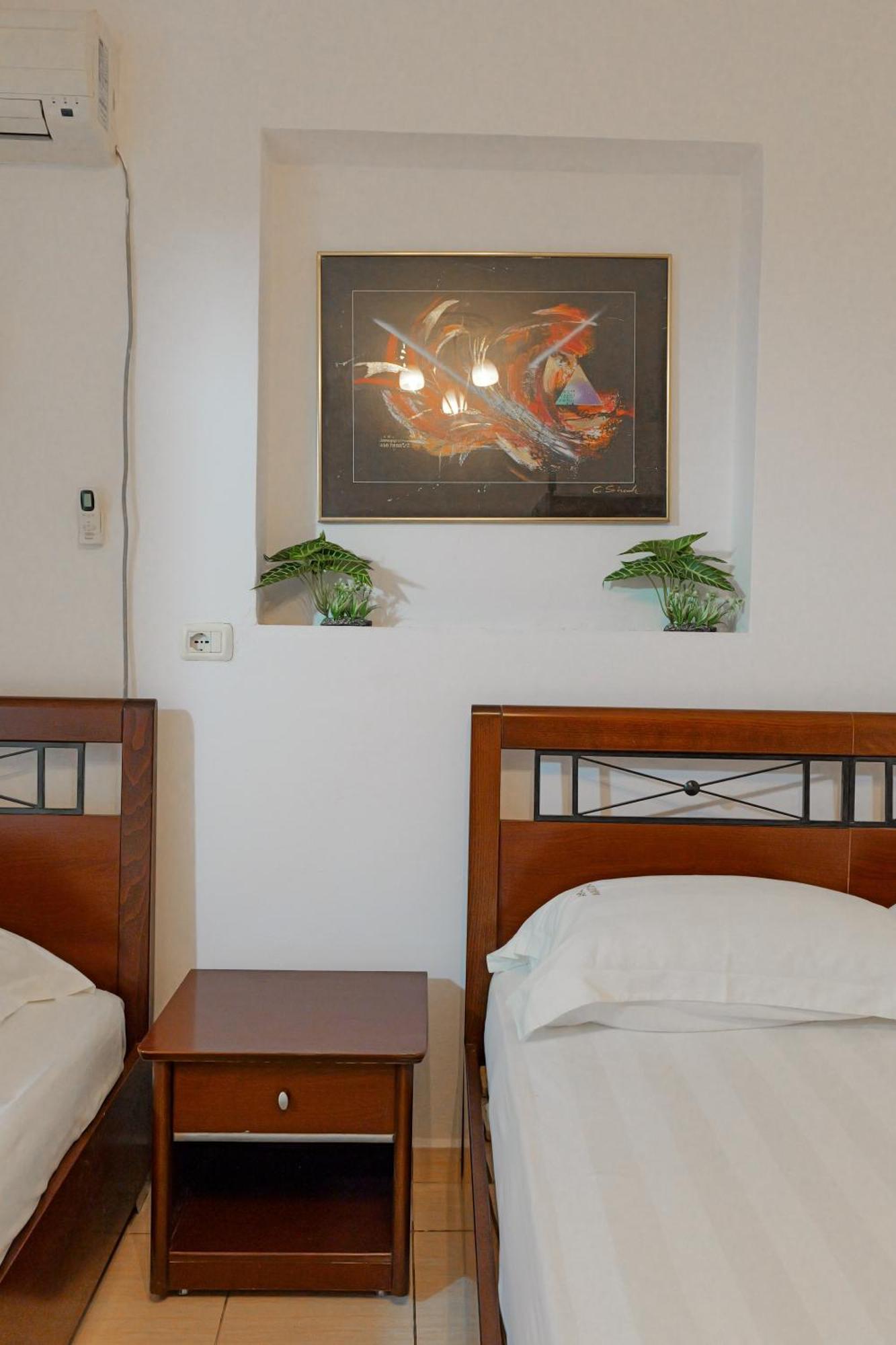Cozy Veranda Kristian - Free Parking Ksamil Kültér fotó